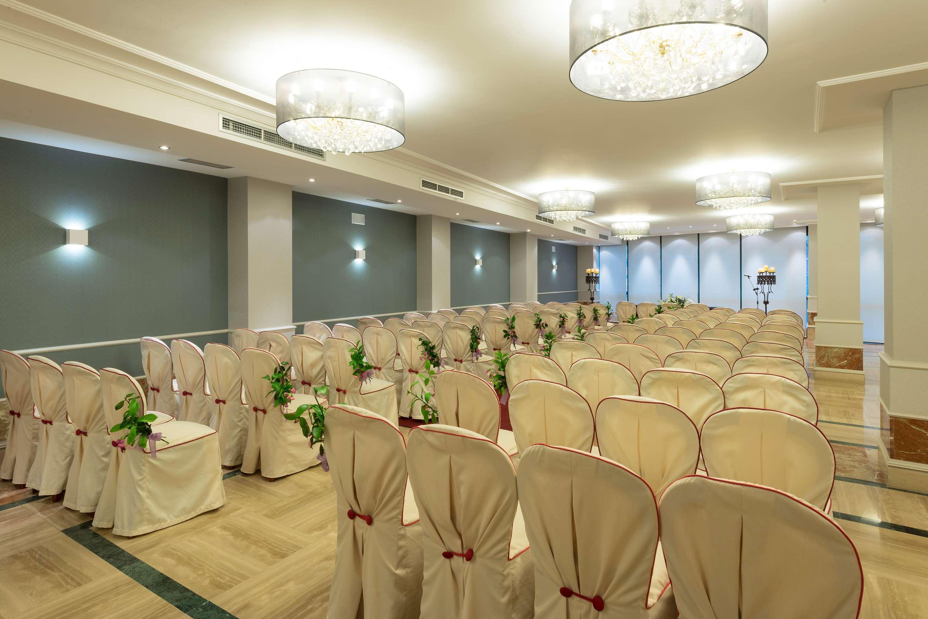 Hotel Madrid Leganes Affiliated By Melia Ngoại thất bức ảnh